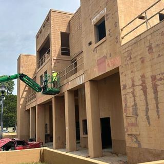 d3294ab8-074d-459e-a296-fd206c28361a